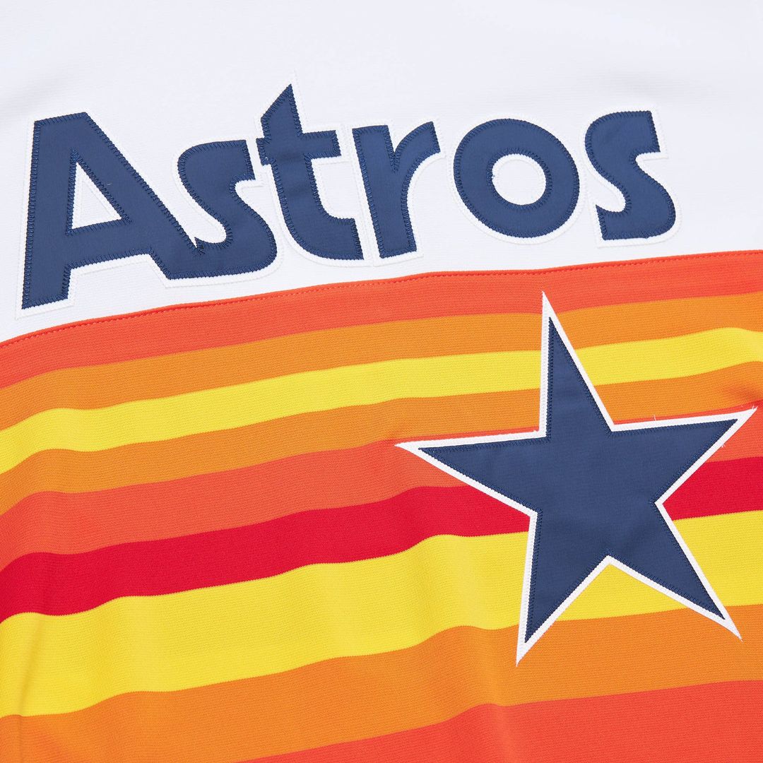 Men's Houston Astros Jeff Bagwell White 2004 Cooperstown Collection Throwback MLB Baseball Jersey - view 4