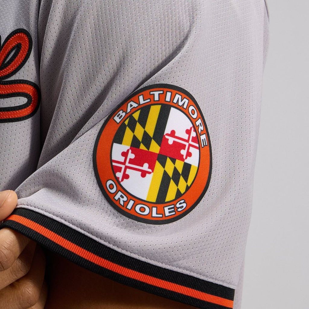 Men's Baltimore Orioles Gray Road Limited MLB Baseball Jersey - view 13