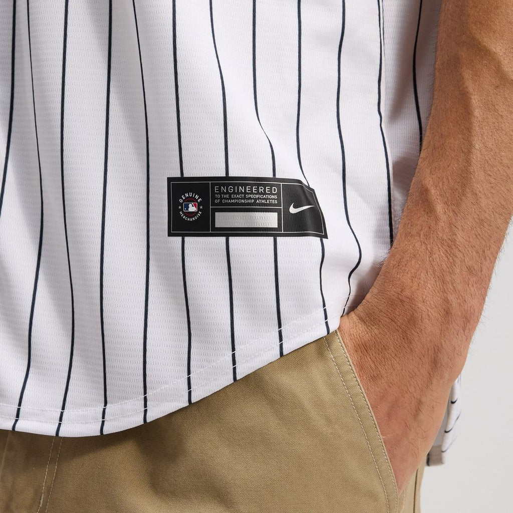 Men's Chicago White Sox Black Alternate Replica MLB Baseball Jersey - view 27