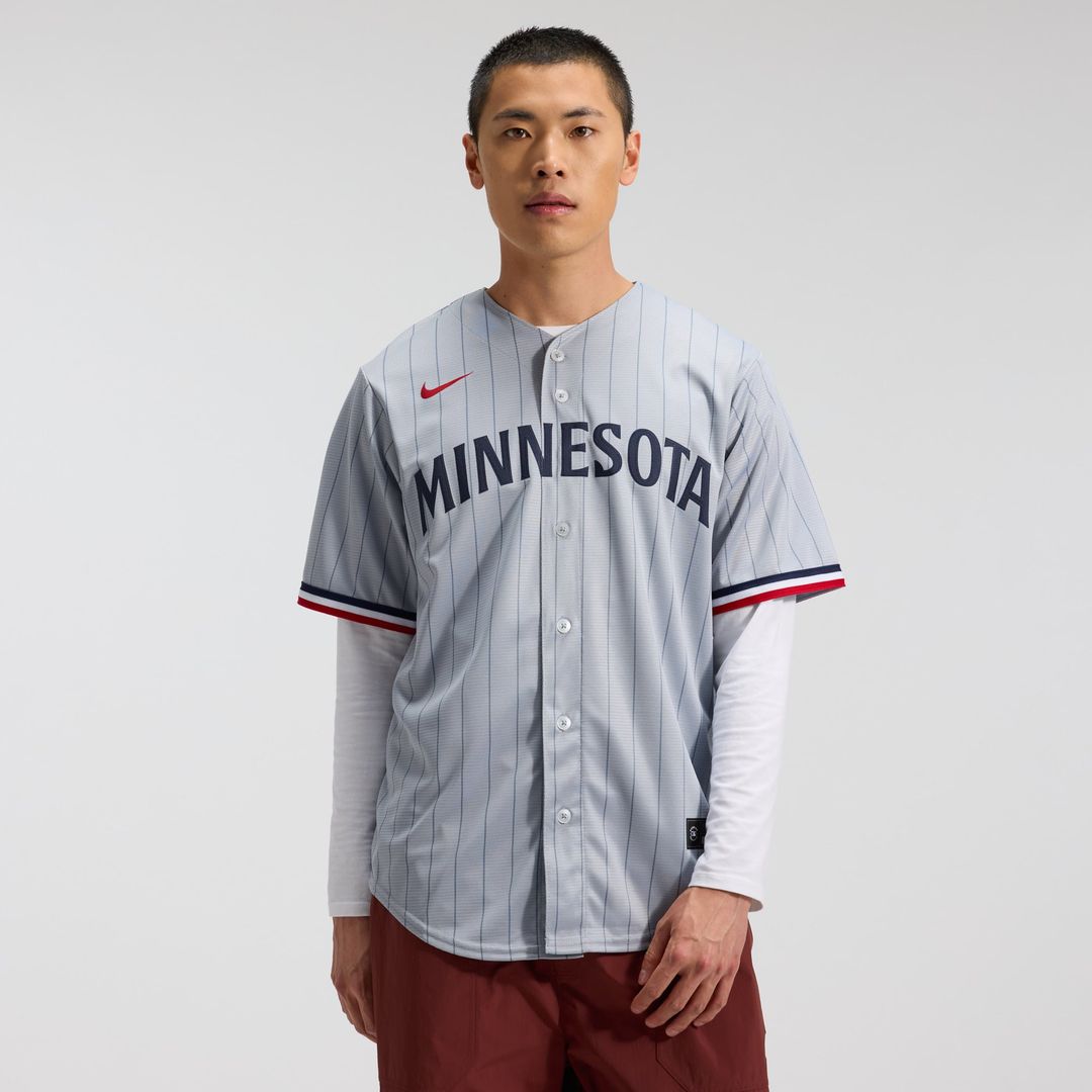 Men's Minnesota Twins Gray Road Replica MLB Baseball Jersey - view 12
