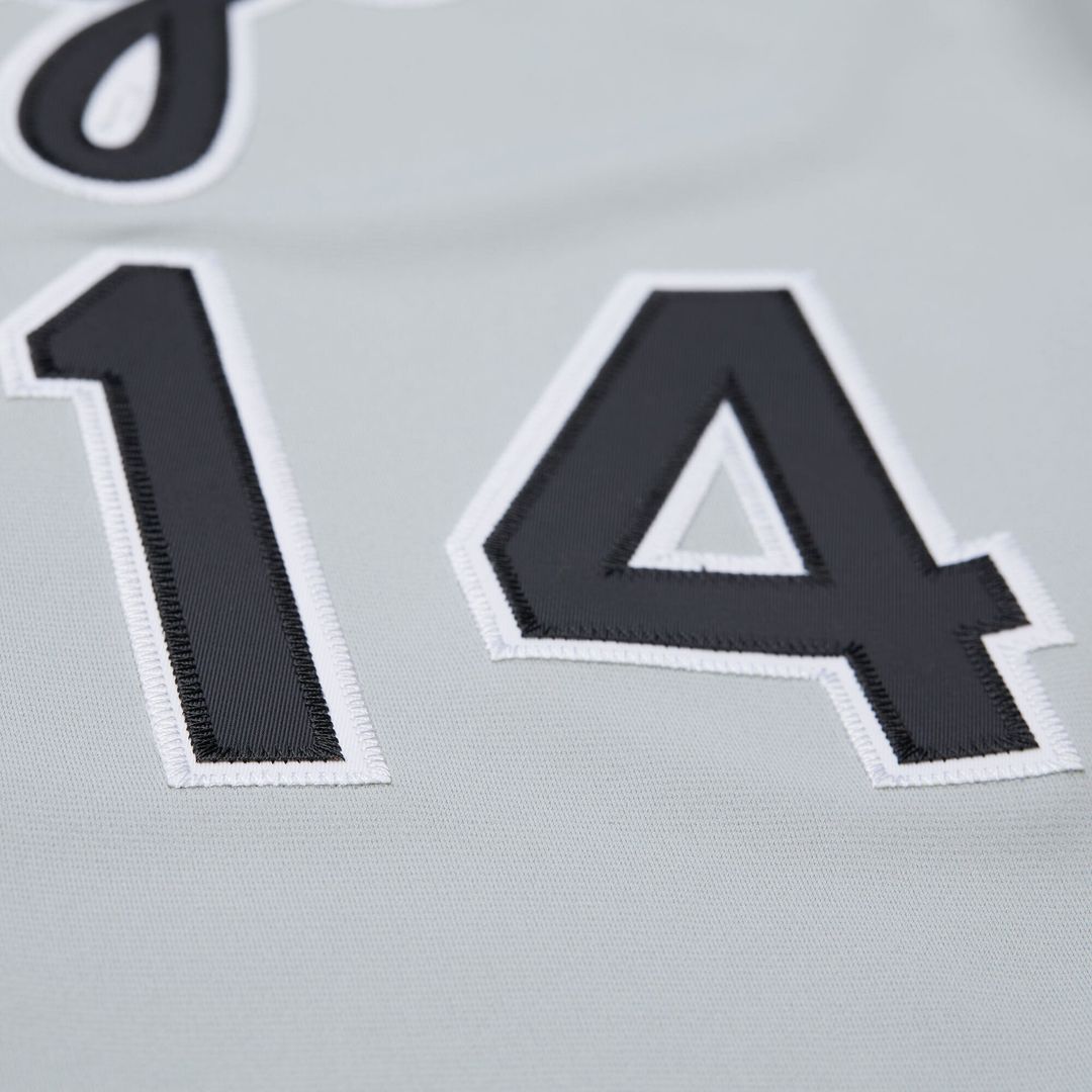 Men's Chicago White Sox Paul Konerko Gray 2005 Cooperstown Collection MLB Baseball Jersey - view 5