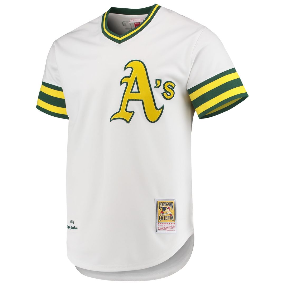 Men's Athletics Reggie Jackson White 1972 Cooperstown Collection MLB Baseball Jersey - view 2