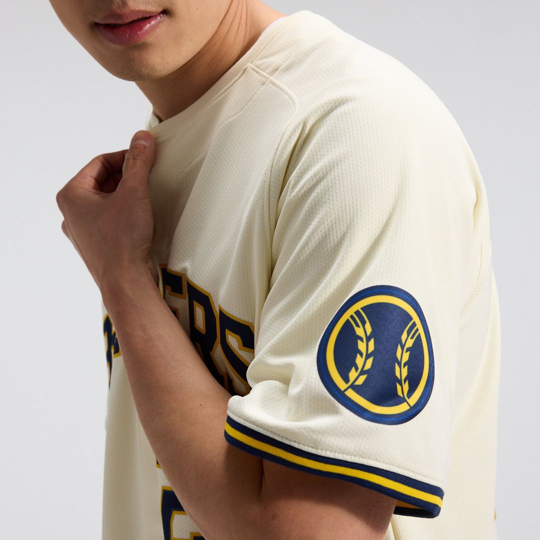 Men's Milwaukee Brewers William Contreras Cream Home Limited MLB Baseball Jersey - view 8