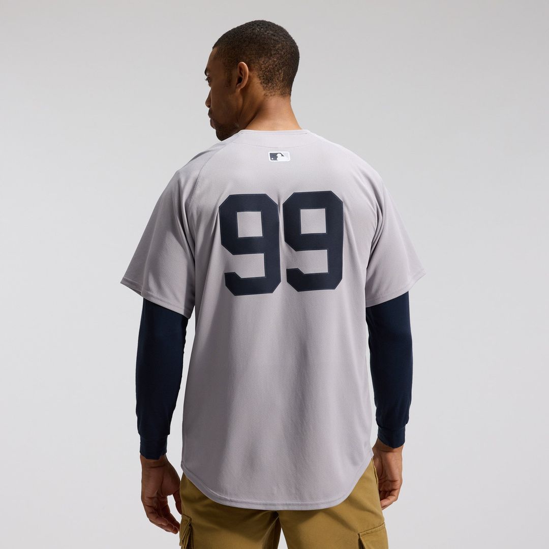 Men's New York Yankees Aaron Judge Gray Road Limited MLB Baseball Jersey - view 3