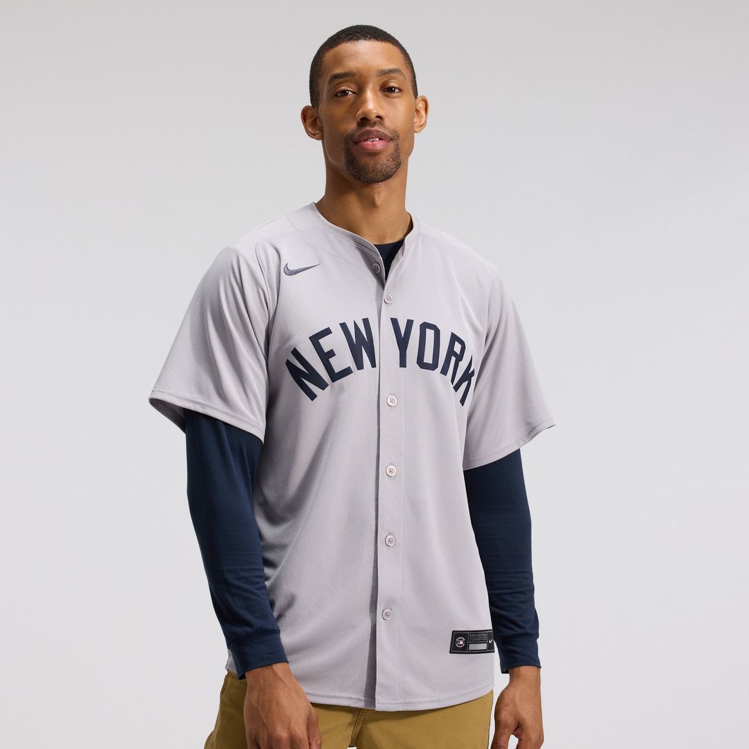 Men's New York Yankees Aaron Judge Gray Road Limited MLB Baseball Jersey - view 2