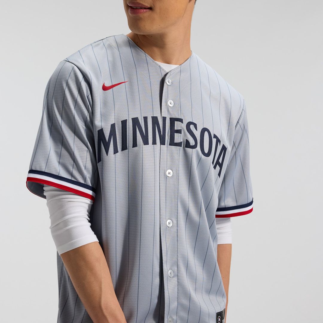 Men's Minnesota Twins Gray Road Replica MLB Baseball Jersey - view 7