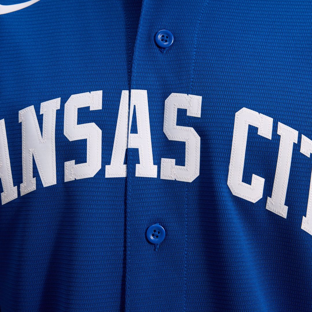 Men's Kansas City Royals Gray Road Replica MLB Baseball Jersey - view 14